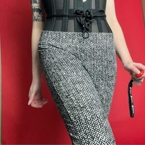Black and white patterned leggings 🤍🖤​​​​​​​​​​​​​​​​​​​​​